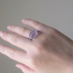 大號紫水晶翻滾戒指 [左 1] 第8張的照片