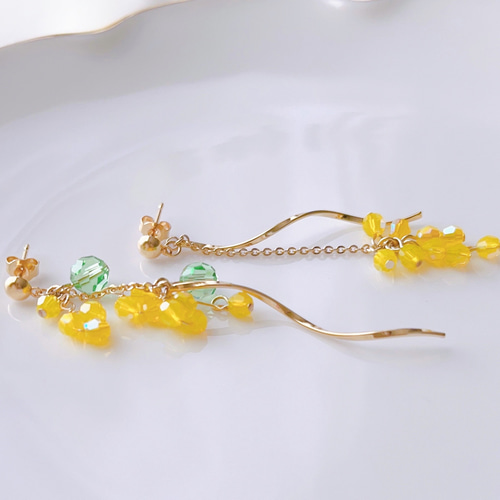 みけ★◆ミモザピアス✧イエローオパール/グリーントルマリン ✴︎mimosa✴︎ピアス【Hijiri】ステンレスピアス ミモザ 春色