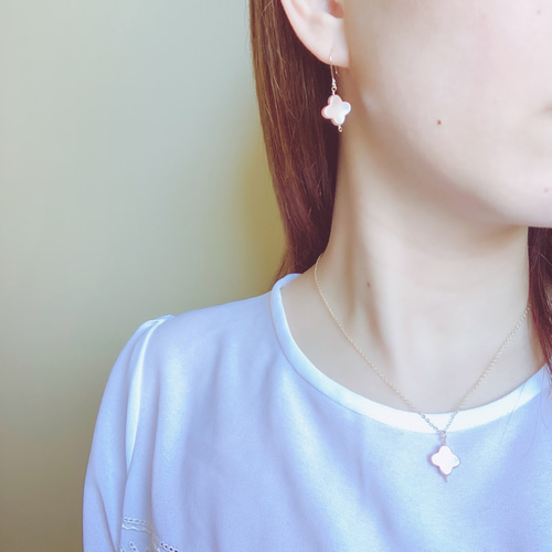 【alice in w】　クローバーネックレスとイヤリングのセット alice in w】 クローバーネックレスとイヤリングのセット ネックレス