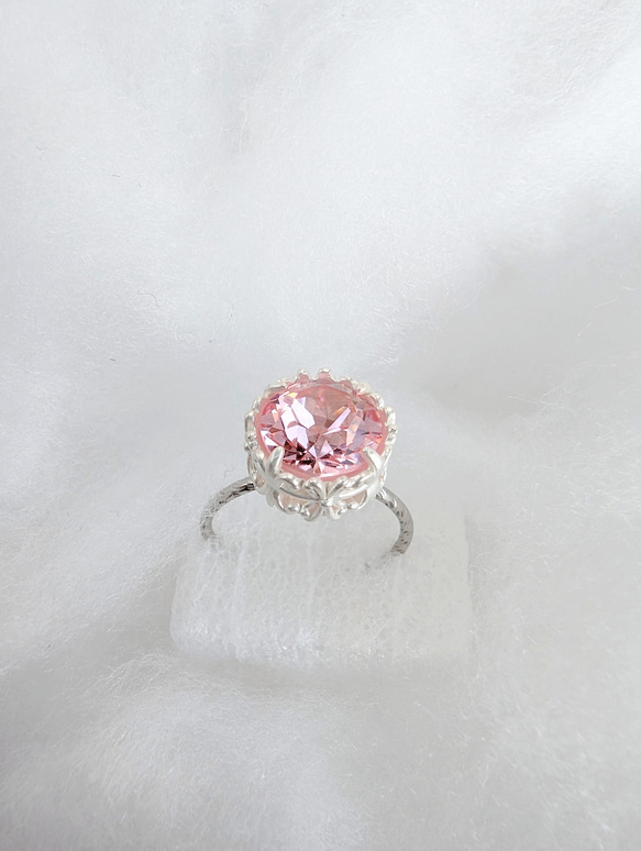 透明感と芸細花冠が華奢な指先に Bright flower-Pink *Lily crown リング（9.11.13号） 4枚目の画像