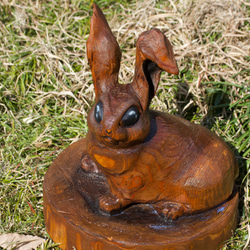干支 ウサギ　チェーンソーアート彫刻作品　『特価』 5枚目の画像