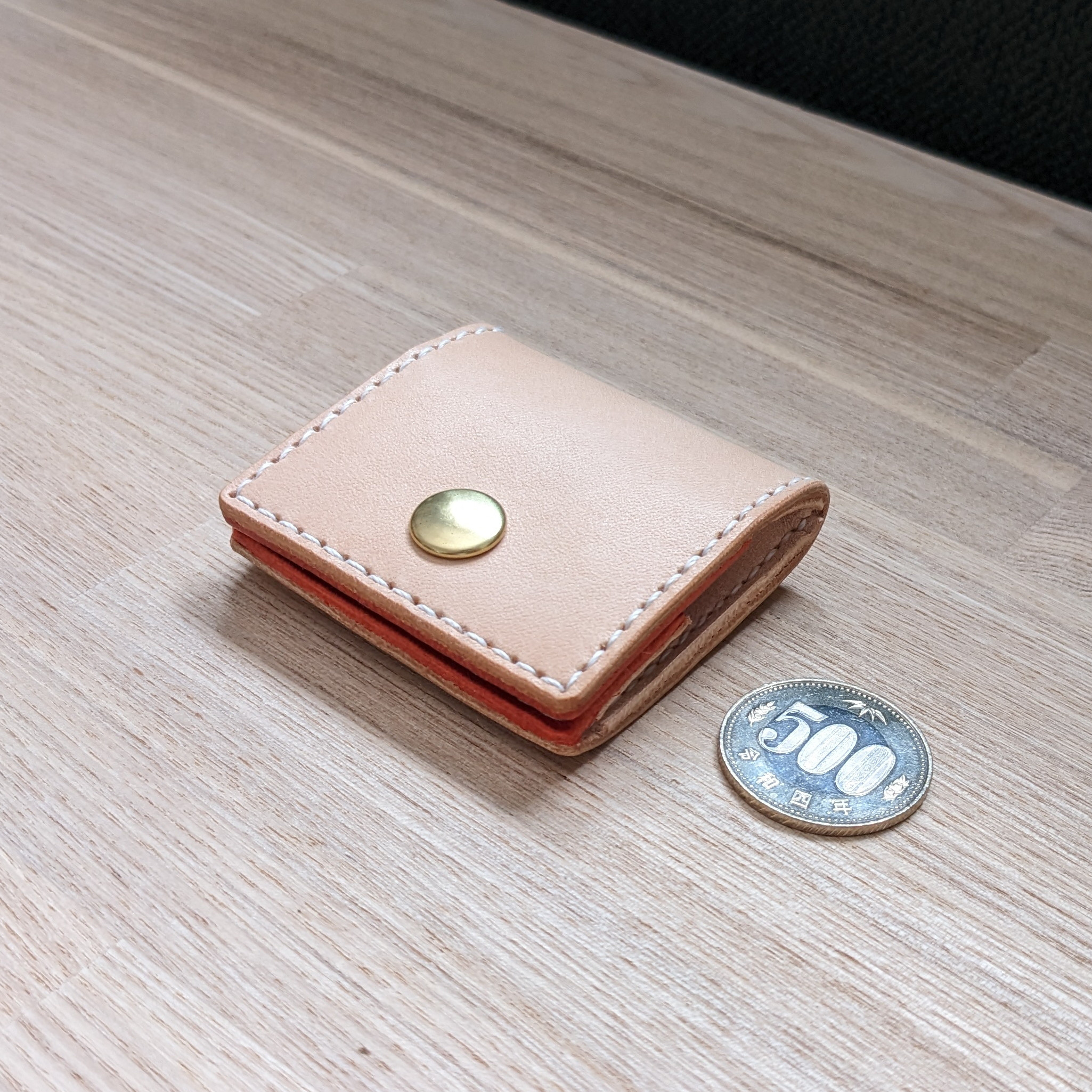 ✨美品✨フォレルパージュ　コインケース　小銭入れ　ウロコ柄　エカイユ柄　レザー ✨美品✨フォレルパージュ コインケース 小銭入れ ウロコ柄