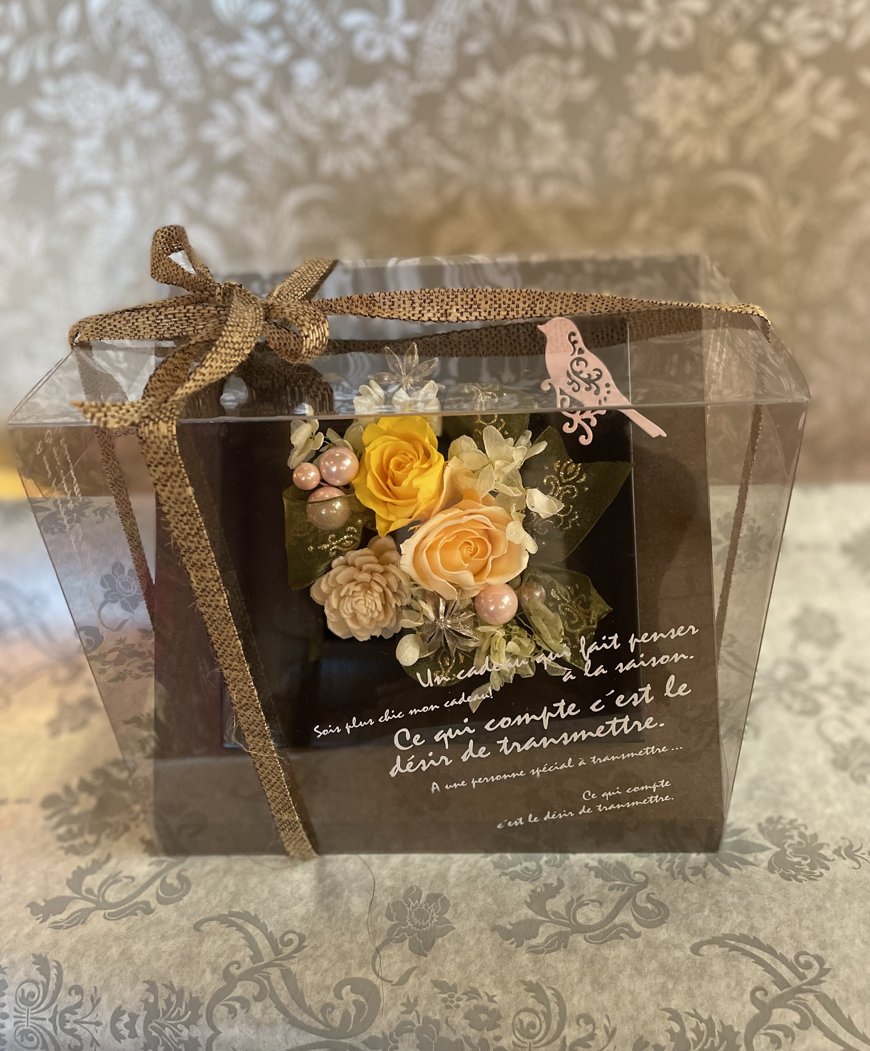 プリザーブドフラワーBOXアレンジ（M）