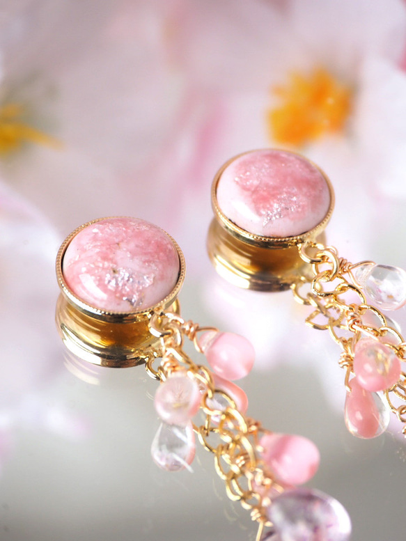 七宝焼 桜の雫ピアス 3枚目の画像