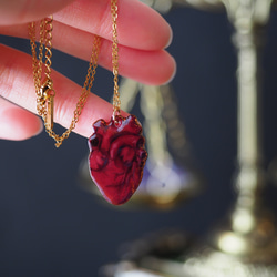 心臓の首飾り ネックレス ギフト/プレゼント ゴシック ダークファンタジー 魔法 魔女　サージカルステンレス 1枚目の画像