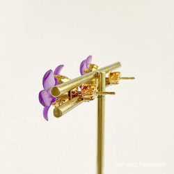 紫のスミレのピアス(マット) 10枚目の画像