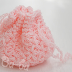 ばあば作、細かいリフ編みの豆巾着（sakura pink・KPPPR11） 2枚目の画像