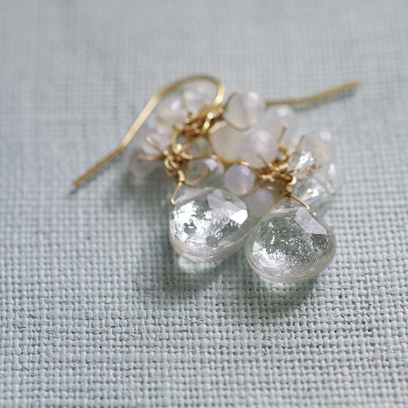 yamabudo : silver &amp; white (earring) 小銀白色耳環 第6張的照片