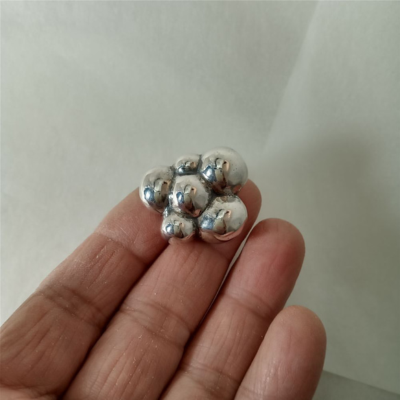 silverアクセサリー　小さなブローチ「foam」 5枚目の画像