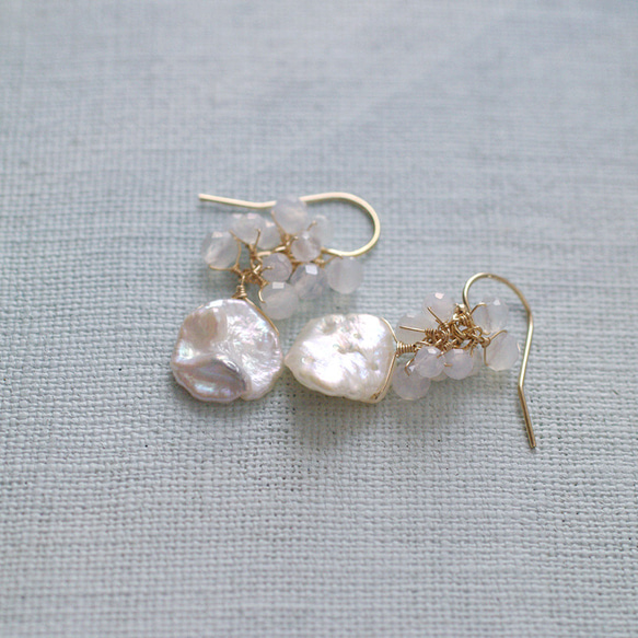 fusa：珍珠、白玉髓（耳環） 第5張的照片