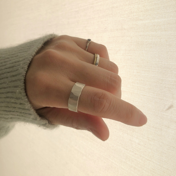 silver ring 7mm マット /シルバー/リング/指輪/槌目/マット/シンプル/刻印 8枚目の画像