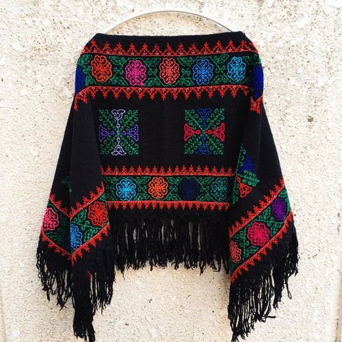 Mexican Embroidery Poncho #1/メキシコ 刺繍 ポンチョ ニット Mexican Embroidery Poncho #1/メキシコ 刺繍 ポンチョ ニット