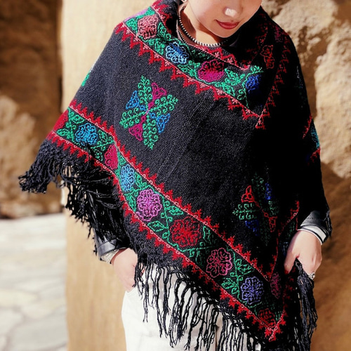 Mexican Embroidery Poncho #1/メキシコ 刺繍 ポンチョ ニット Mexican Embroidery Poncho #1/メキシコ 刺繍 ポンチョ ニット
