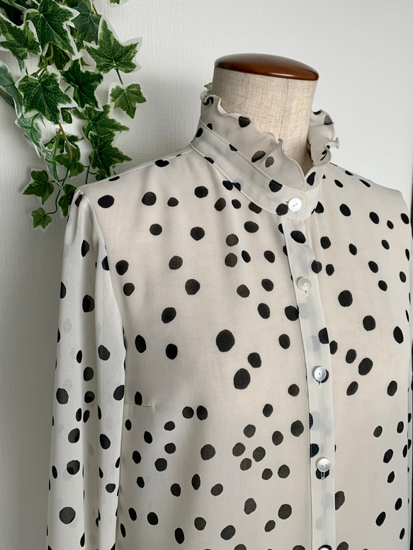 スタンドフリルブラウス ドットブラウス 春服 入園式 入学式 ブラウス