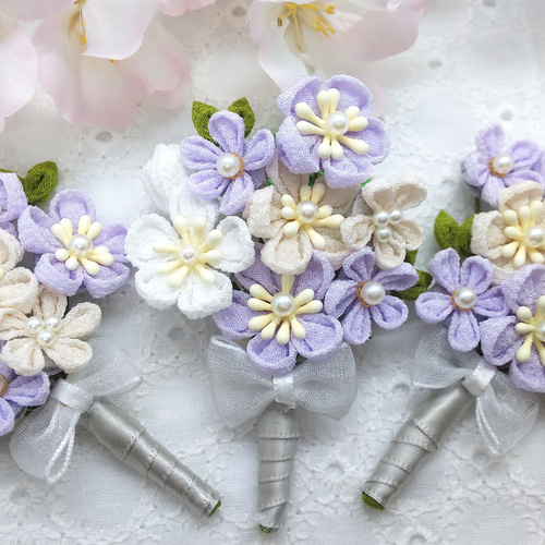 つまみ細工『花束ブーケ』ブローチ・コサージュ“薄紫・白” コサージュ