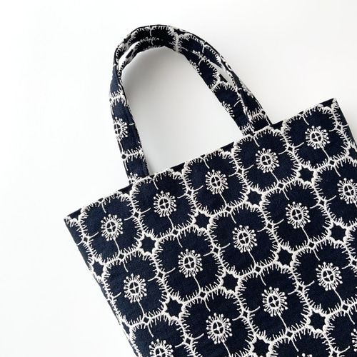 ハンドメイド　マルシェトートバッグ　ミナペルホネン　アネモネ ミナペルホネン アネモネ トートバッグ 布バック ミナ バック