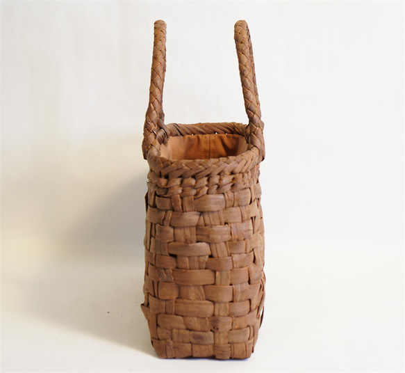 乱れ編み 山葡萄 かご　籠 バッグ 一番皮 中布と内ポケット付き かごバッグ 一番皮 中布と内ポケット付き