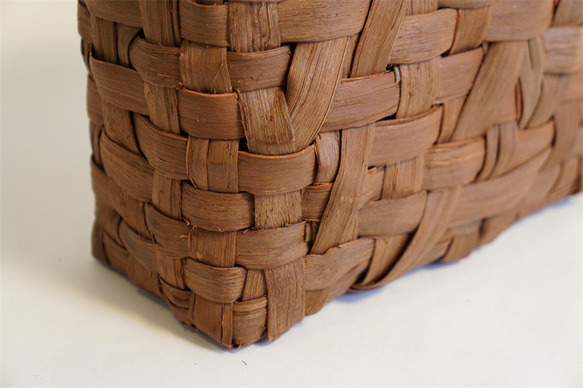 乱れ編み 山葡萄 かご　籠 バッグ 一番皮 中布と内ポケット付き かごバッグ 一番皮 中布と内ポケット付き