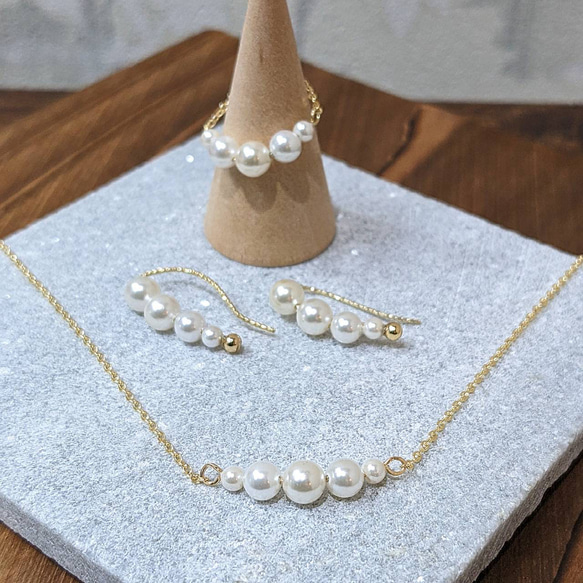 ピアス•ネックレスセット