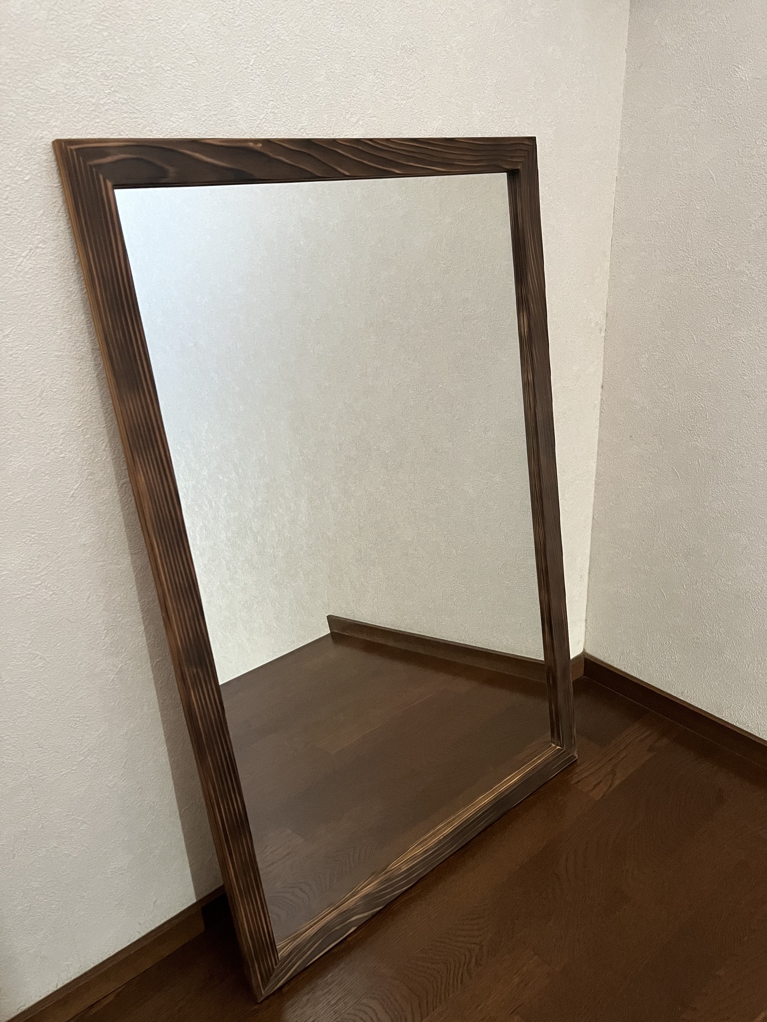 【日本製】〜天然焼杉〜立て掛けミラー　壁掛けミラー