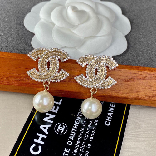 シャネル　ハンドメイド　ピアス　チャームピアス ココチャーム9種類から選べる。チャーム シャネル風 ツイード