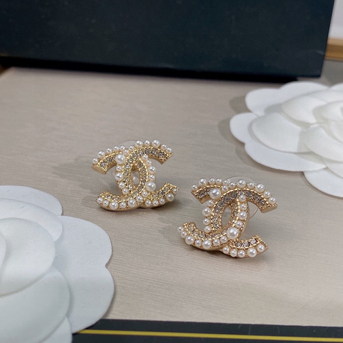 CHANEL 風 手作り ピアス ピアス(フープ) ru'ru 通販 15494162 CHANEL 風 手作り ピアス ピアス(フープ) ru'ru 通販 15494162