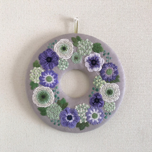 147.アネモネ＆ラナンキュラス　パープル　フラワーリース 147.アネモネ＆ラナンキュラス パープル フラワーリース - メルカリ