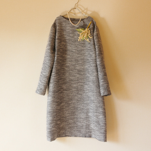 ハンドメイド ヘリンボーンツイードリボン ティアードワンピース 前