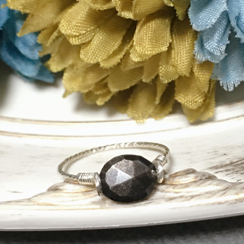 ムーンストーンとシルバーオブシディアンのワイヤージュエリー womens-sterling-silver-