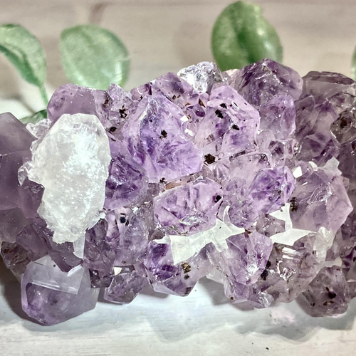 ゲーサイト内包✨ カルサイト共生 虹入り アメジスト クラスター 原石