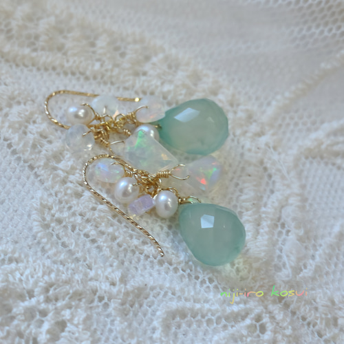 フェザーアゲート×カルセドニー＆コーティングブルートパーズのピアス　14kgf フェザーアゲート×カルセドニー＆コーティングブルートパーズのピアス14kgf