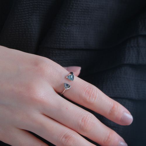 aquamarine triangle ring 天然石アクアマリン シルバーリング aquamarine triangle ring 天然石アクアマリン シルバーリング
