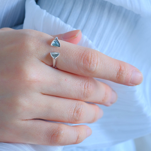 aquamarine triangle ring 天然石アクアマリン シルバーリング