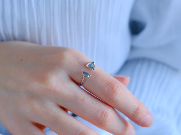 aquamarine triangle ring 　天然石アクアマリン　シルバーリング　三角　ブルー　水色　 13枚目の画像