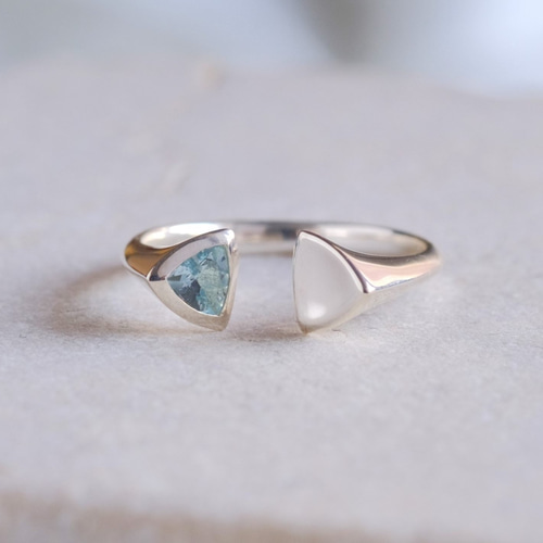aquamarine triangle ring 天然石アクアマリン シルバーリング aquamarine triangle ring 天然石アクアマリン シルバーリング