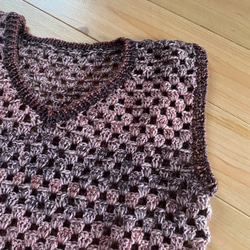 かぎ針編み　Ｖネックベスト　レディース 2枚目の画像