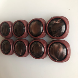 アンティーク ボタン 8個　ビンテージ 昭和 レトロ 個性的 ハンドメイド素材 日本製 ポップ アクセ ライトブラウン 2枚目の画像