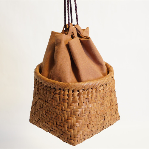 新作商品 御幸篭 山葡萄 巾籠 伝統工芸品 かごバッグ 巾着 浴衣 野点篭 財布・ケース・小物入れ