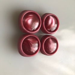 アンティーク ボタン 4個　ビンテージ 昭和 レトロ 個性的 ハンドメイド素材 日本製 ポップ アクセ ピンク 3枚目の画像