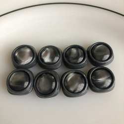 アンティーク ボタン 8個　ビンテージ 昭和 レトロ 個性的 ハンドメイド素材 日本製 ポップ アクセ グレー　灰色 4枚目の画像