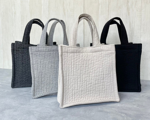 ヌビ仕切りトートバッグ/ラテ/ハンドメイド ハンドメイド】流行りのヌビキルトで作るトートバッグの作り方