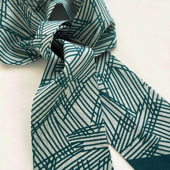 斜紋圍巾 | 無題 01 * 孔雀藍（100% 棉） 第4張的照片