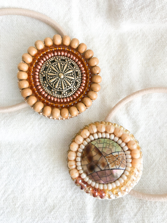 shell button×brown ビーズ刺繍　ヘアゴム 9枚目の画像