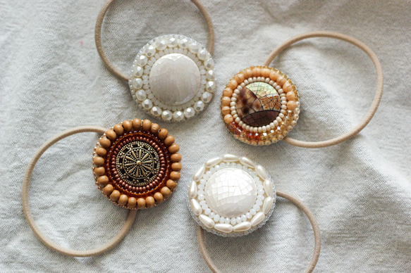 shell button×brown ビーズ刺繍　ヘアゴム 11枚目の画像