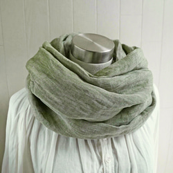 高品質亞麻圍巾，深綠色 x 亞麻色 第6張的照片