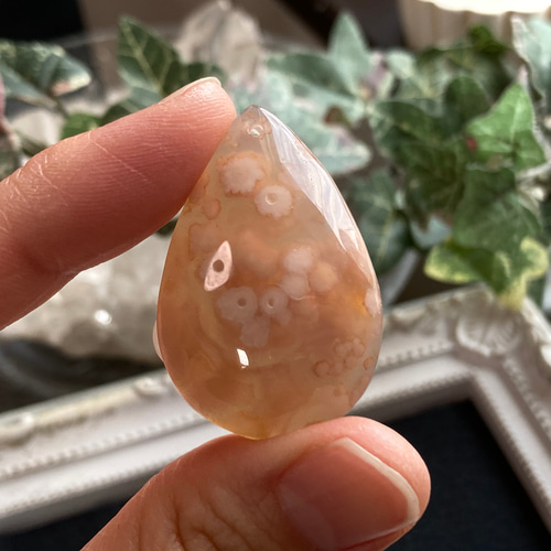 チェリーブロッサムアゲート(桜瑪瑙)穴あきタンブルルース 4 チェリーブロッサムアゲート(桜瑪瑙)穴あきタンブルルース 4