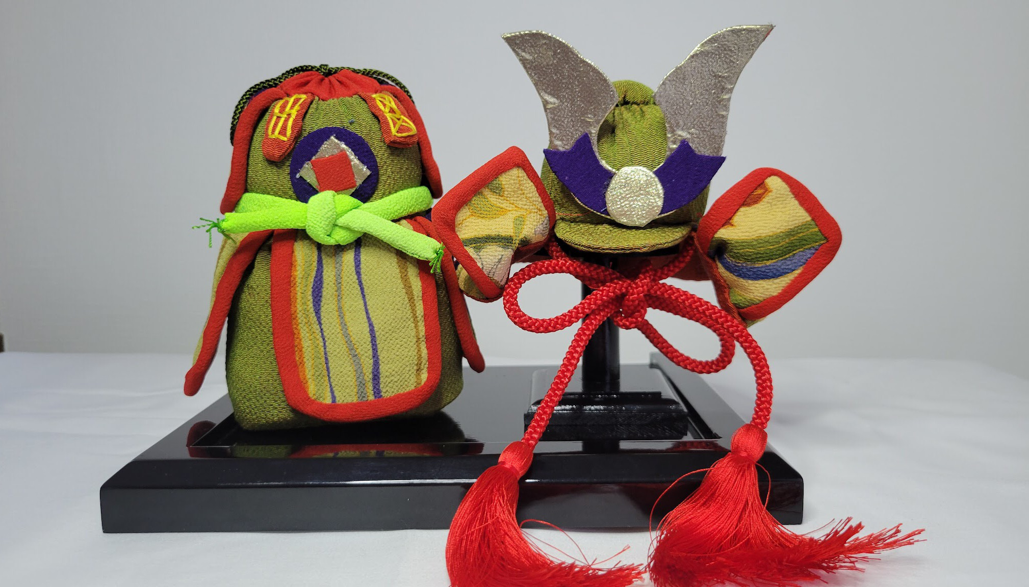 ちりめん鎧兜 ②