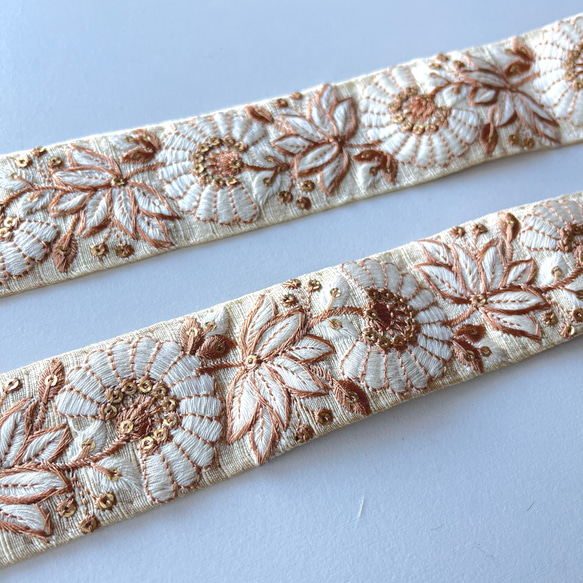 【50cm】インド刺繍リボン　アイボリー　シルク　SS557 3枚目の画像