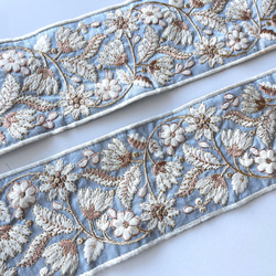 【*50cmカット済】インド刺繍リボン　ライトブルー　シルク　SS560 1枚目の画像