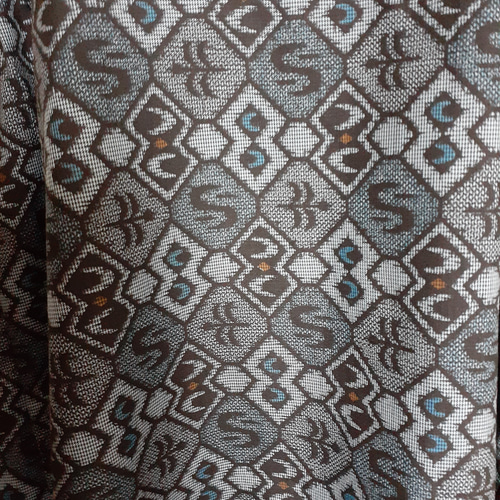 ☆ 着物リメイク 村山大島紬 7マルキ サイドギャザーワンピースです  